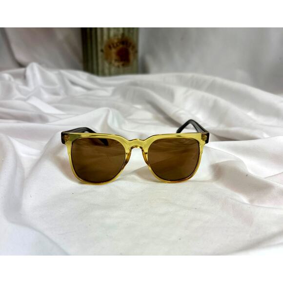 Komono Sunglasses Riviera Yellow Cider Black - Picture 6 of 15